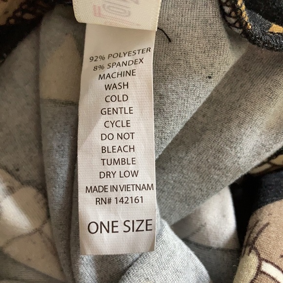 —One Size Walrus LuLaRoe Leggings - Picture 4 of 6